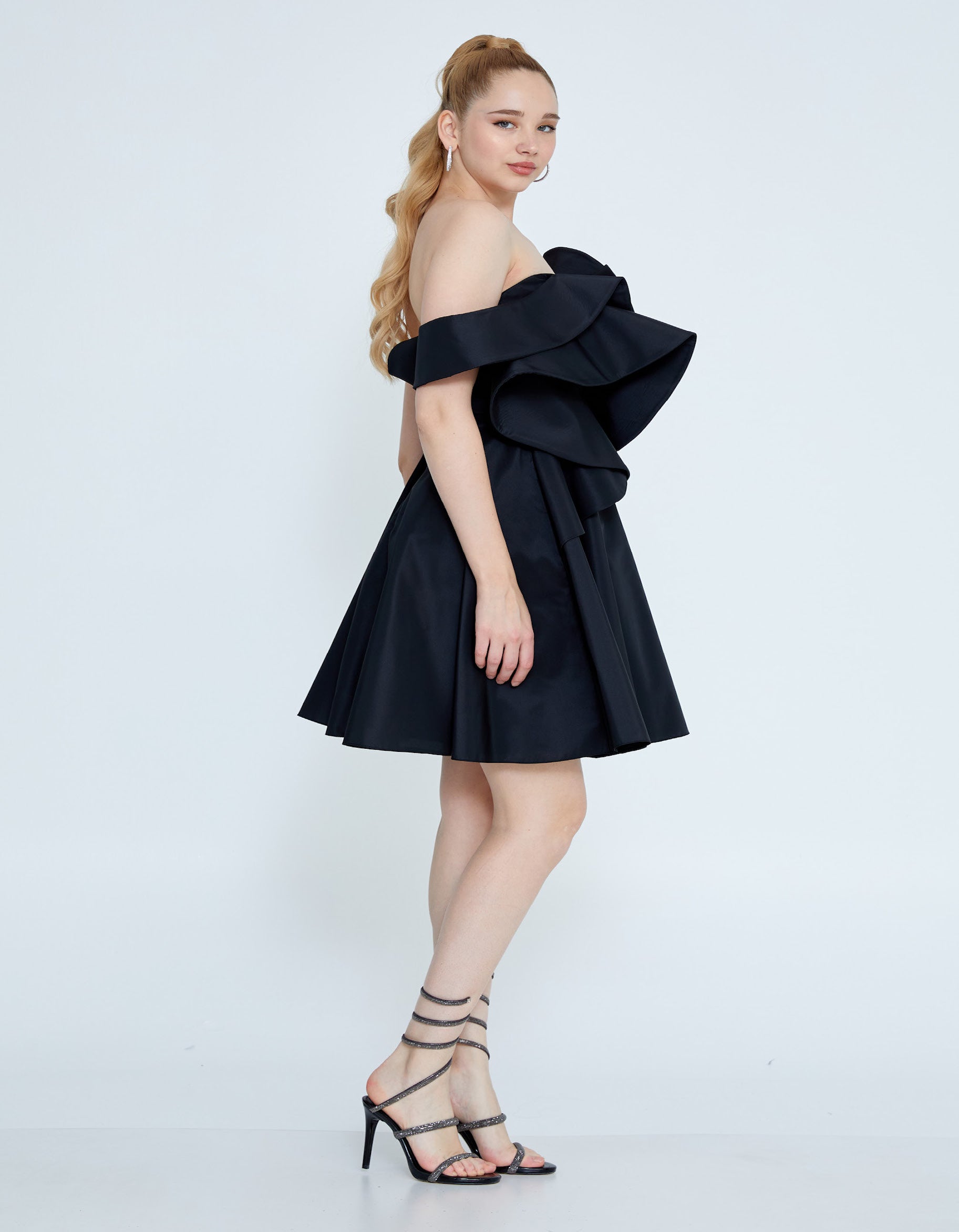 Sculptural Ruffle One-Shoulder Dress