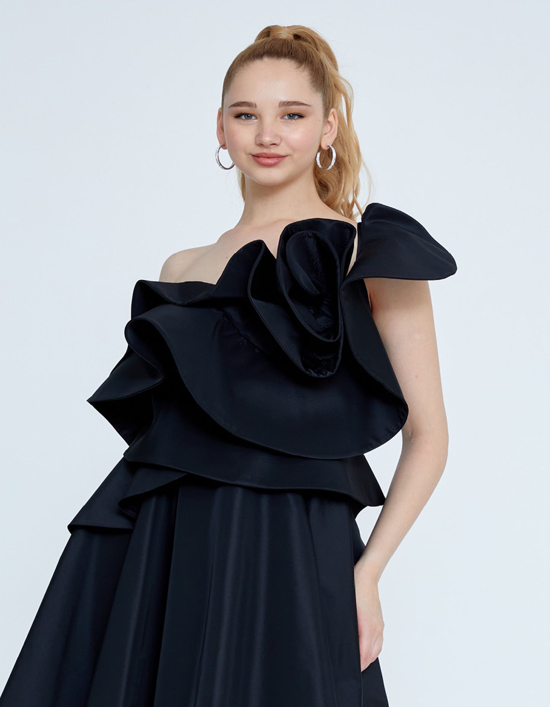 Sculptural Ruffle One-Shoulder Dress
